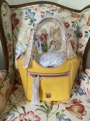 Dooney & Bourke Saffiano leather shoulder bag in Dandelion $290