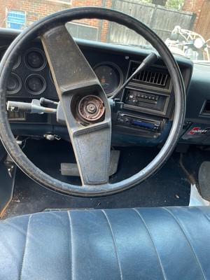image 3 of interior