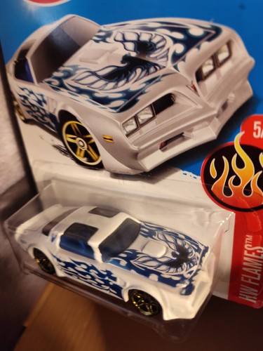 ミニカー HOTWHEELS FIREBIRD RACEWAY FLAME DRAGGER Hot Wheels 1999 Special Edition Firebird Raceway Flame
