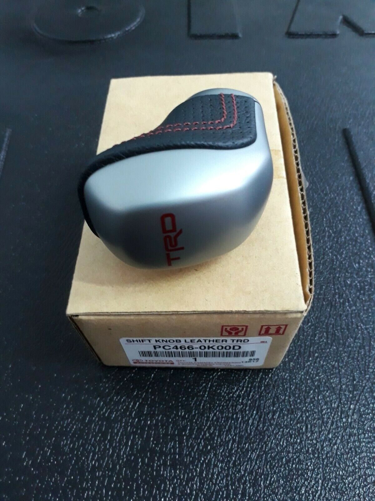 NEW GENUINE TRD SHIFT KNOB A/T FOR TOYOTA FORTUNER REVO SR5 NEW GENUINE TRD SHIFT KNOB A/T FOR TOYOTA FORTUNER REVO SR5