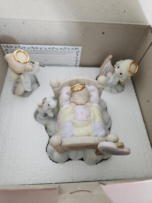Precious Moments Dream Maker Heavenly Daze #879630 Christmas Gift Angels Bed