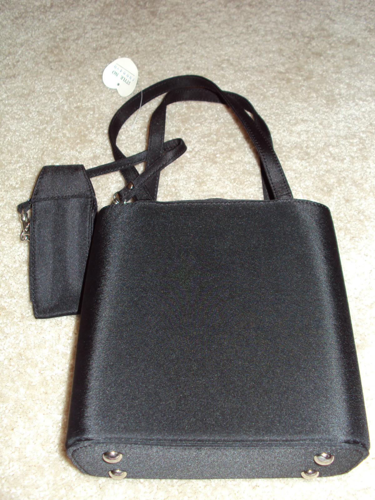 NWT Small Black Childhood Cancer Yellow Awareness Ribbons & Cell Phone Case/Gift