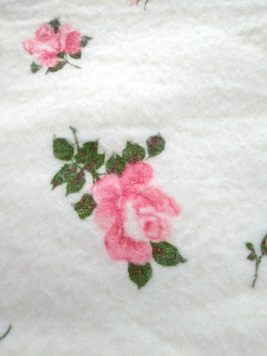 Pink Roses Satin Edge Vintage Blanket 86 x 70