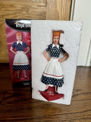 *Rare* I Love Lucy Royal Bobbles Bobblehead Bobblehips 2016 Lucille Ball NIB BOX