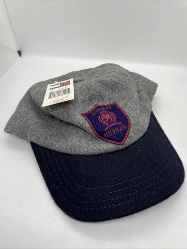 Wool Crest Logo Spellout Gray