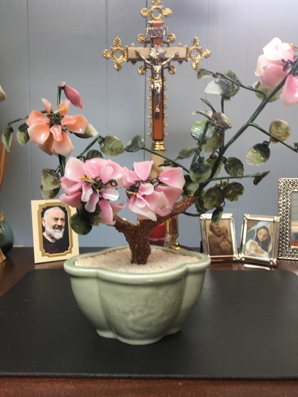 asian jade ‘plant’ decorative item