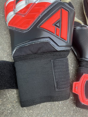 Aviata Size 9 Goalie Soccer Keeper Gloves Neon Vintage Black Pink Red