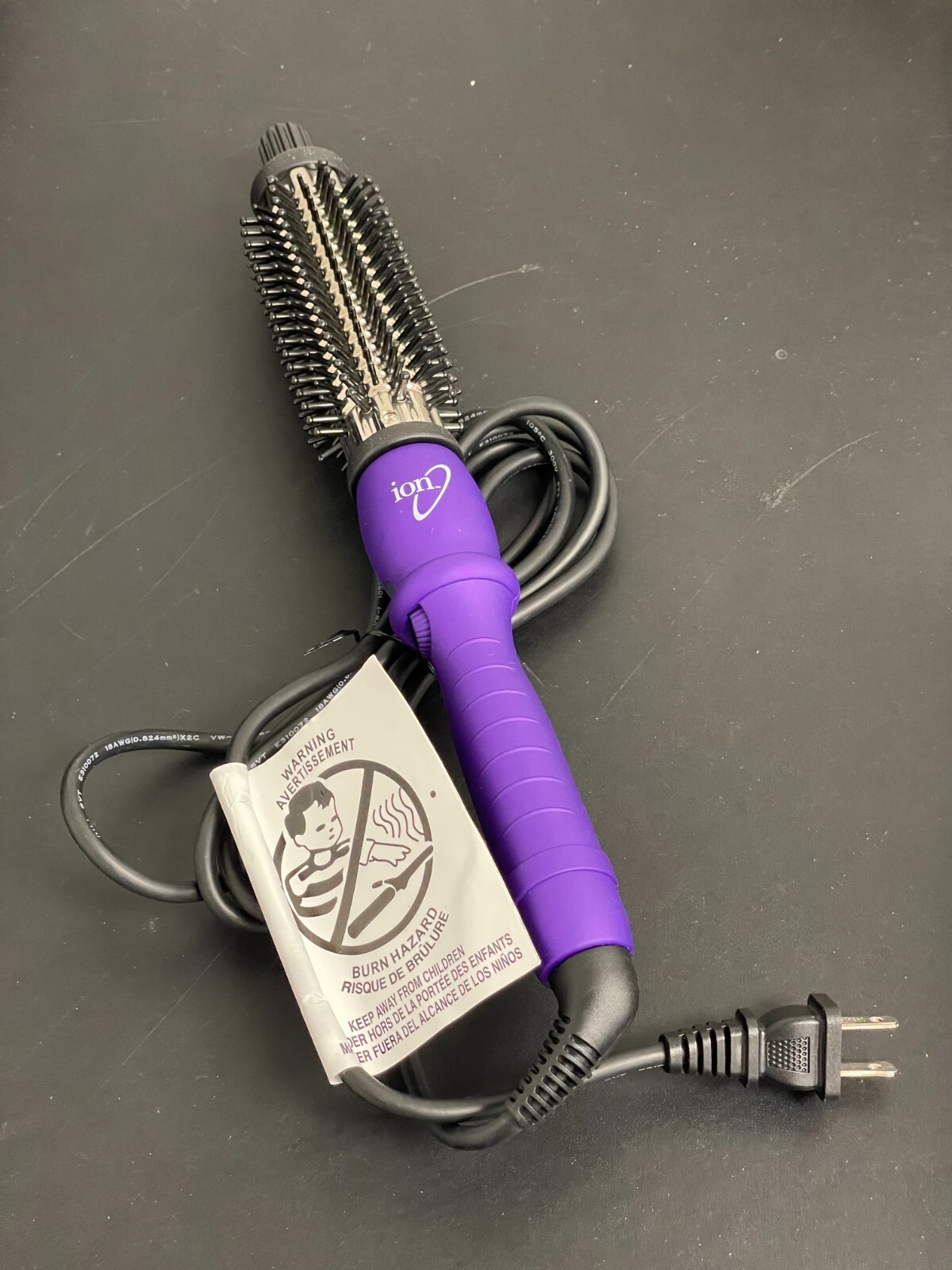 🔥Ion Titanium Pro Brush Iron 1 1/4" Diameter, Temperature settings up to 400🔥