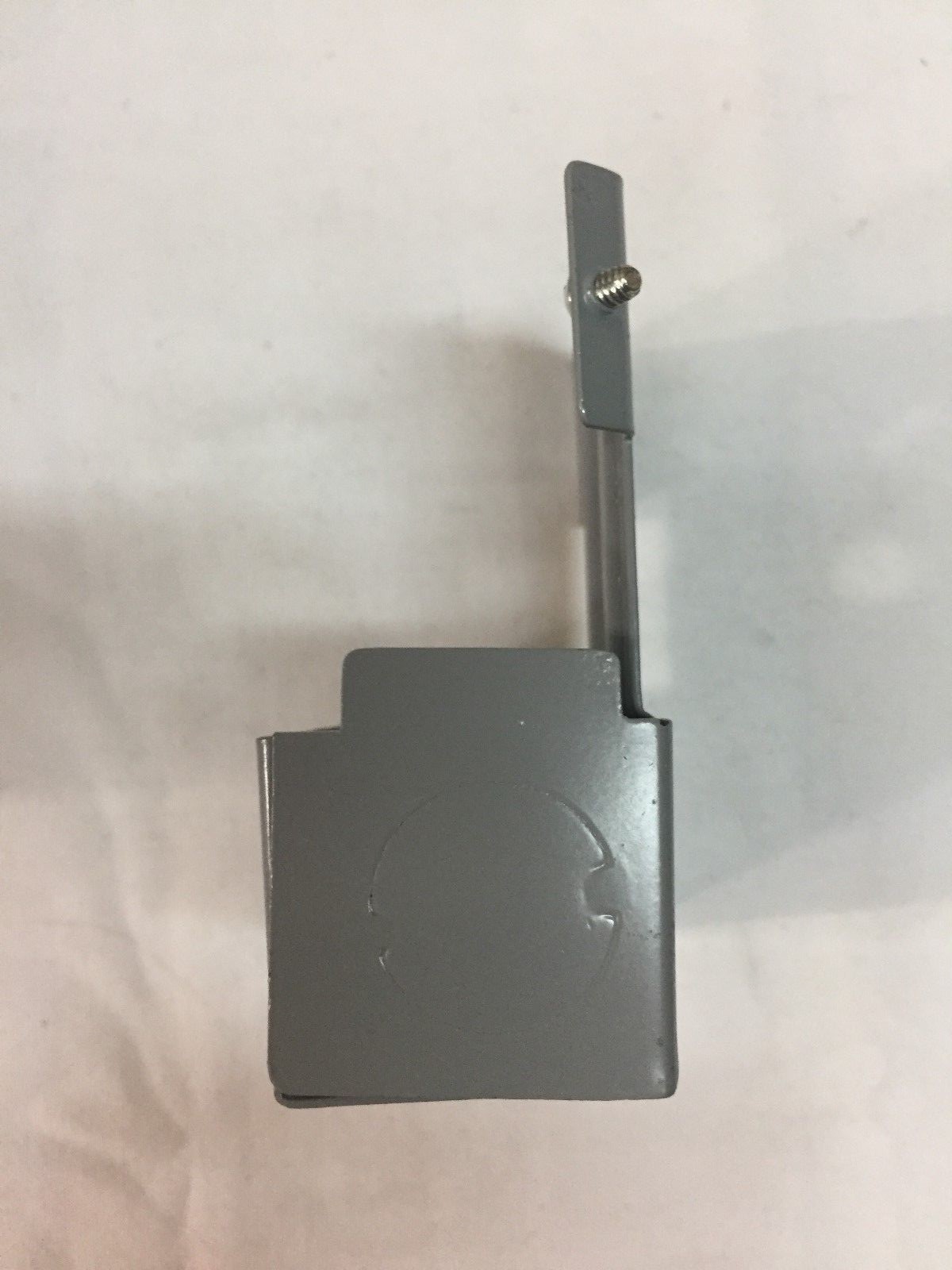 Wiremold G3010AE Entrance End Fitting