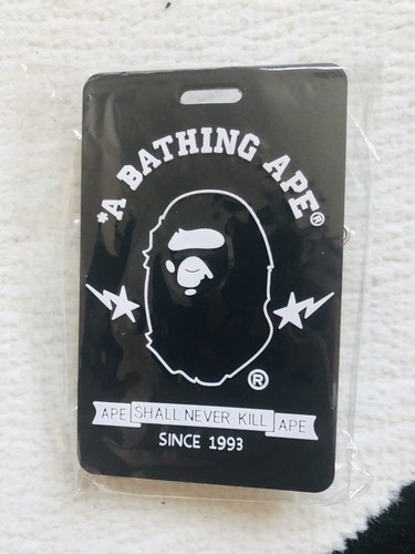 希少！A BATHING APE　LEATHER 　TAG BAG TAG $_12.JPG?set_id=880000500F