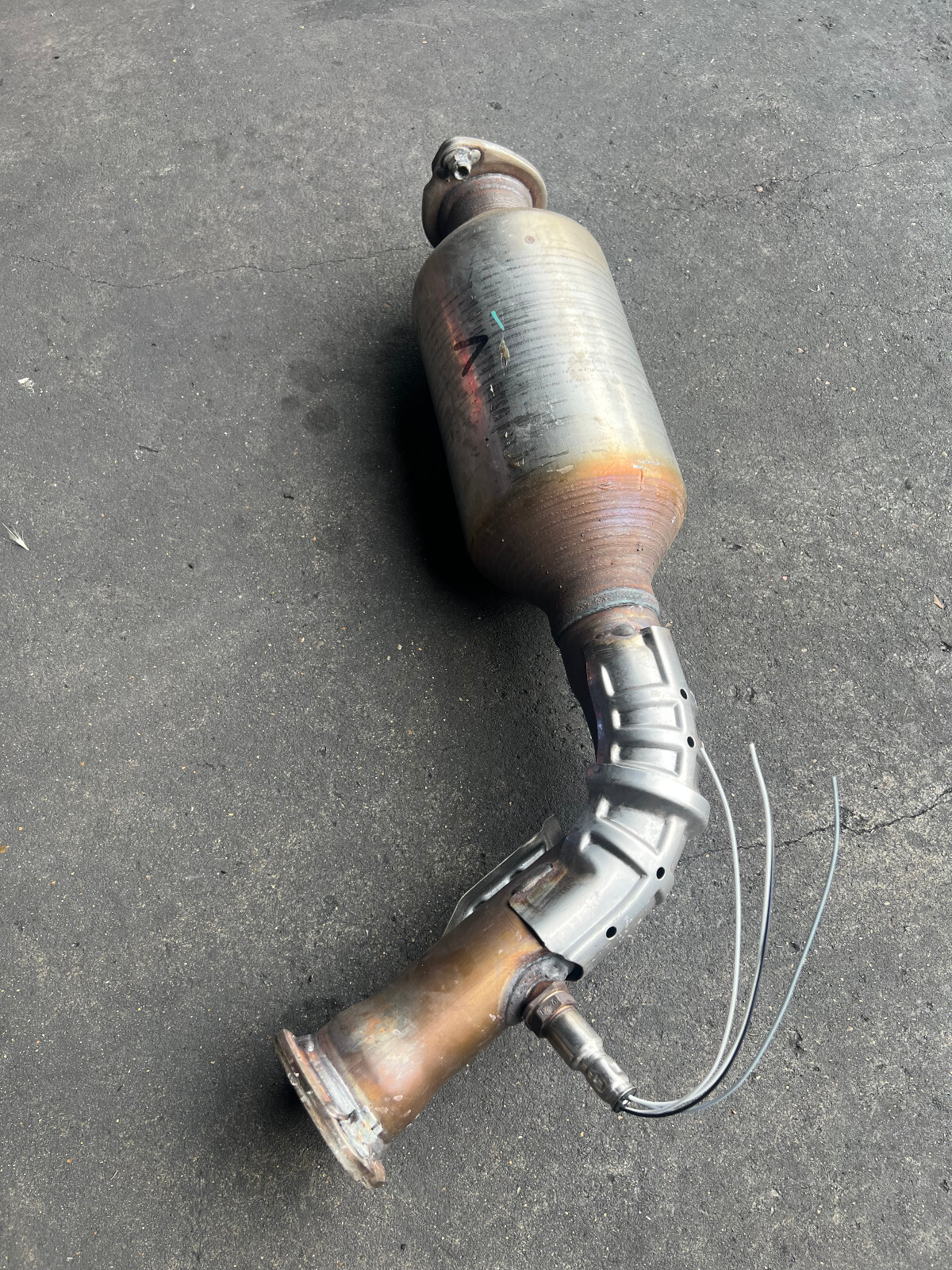 Lexus NX300H Cat Catalytic Converter + Sensor Low milage, 89465-42230 (Save £££)