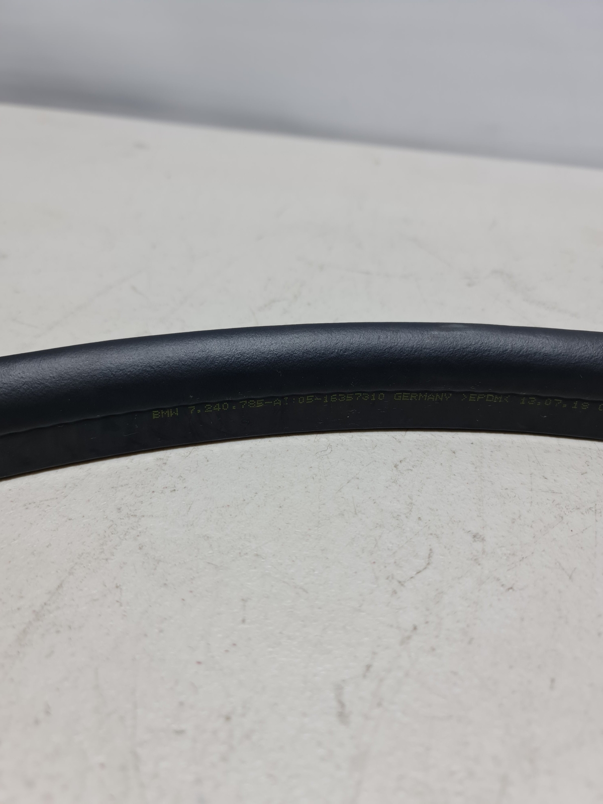 0 Bmw 2012-2020 51-47-7-240-785 51477240785 Trim Through-Loading Facility 724 image 4
