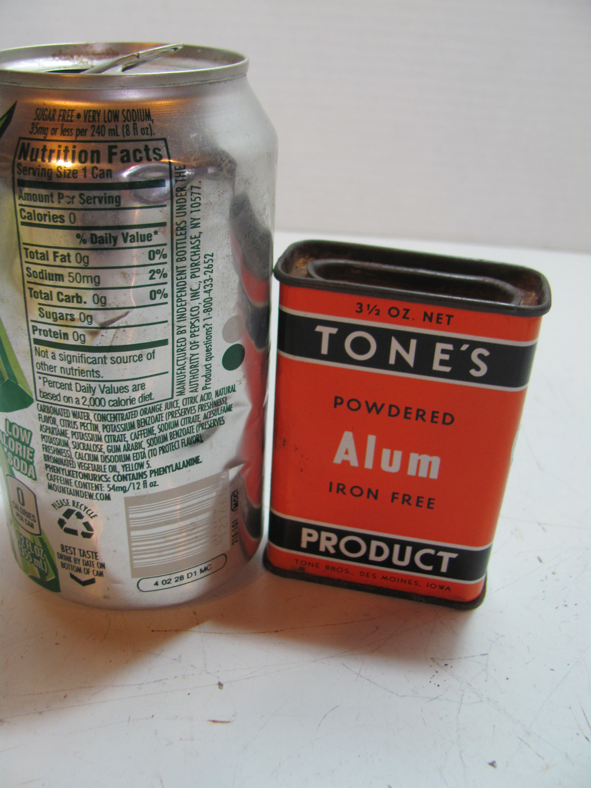 VINTAGE TONE'S POWERED ALUM TIN