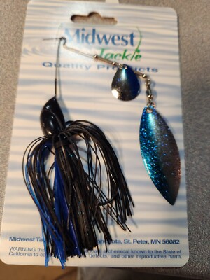 You are buying one Black spinner bait  3/4 Oz IT HAS A Trans/blue 4 1/2  Willow 