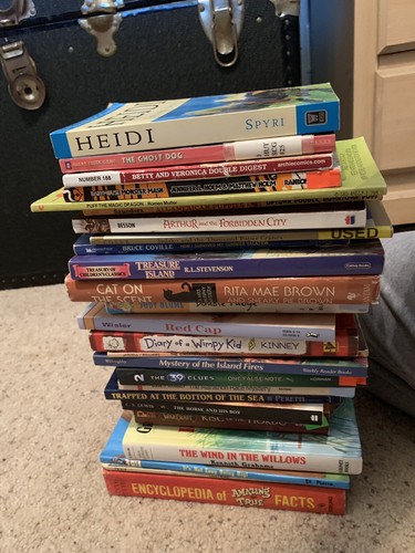 Mixed Lot 40+ Children/ Teen Books Scholastic Junie B Beverly Cleary Wimpy Kid