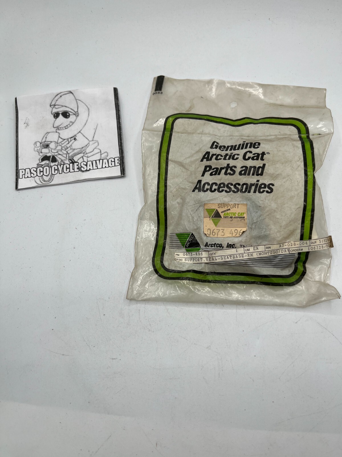 NOS- Tiger Shark RH Seat base Support Seal 94 Montego