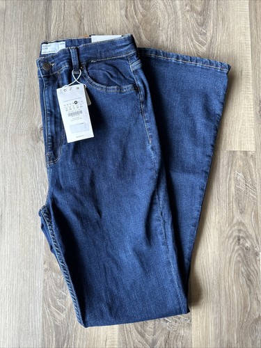 ★ドイツ発*BERSHKA*新作*ZIPデニムフーディ/LIGHT BLUE★ 208542200-1-blue?$n_750w$&wid=