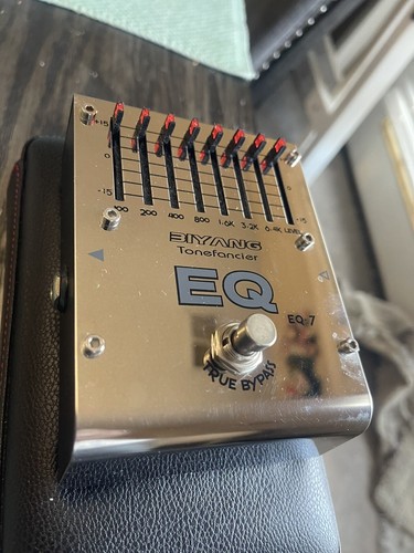 ギター PLAY TECH 7 BAND EQUALIZER PTEQ QEQ7frontpanelangled.jpg?v=