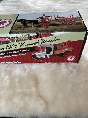 TEXACO #32 1925 Kenworth Tow Truck Wrecker Brushed Metal Edition New