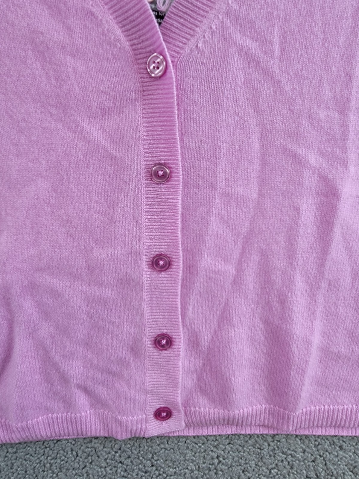 C by Bloomingdale's Cashmere Long Sleeve V-Neck Cardigan Women's S Rose Quartz - Picture 8 of 16