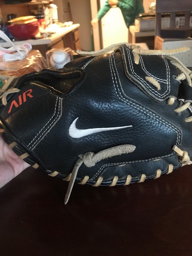 Nike N1 Air Series Catchers Mitt