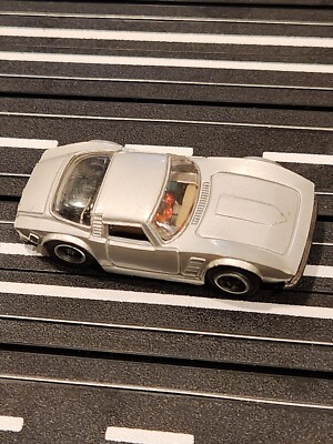 Tycopro Iso Grifo Silver Slot Car Running Chassis #8813 RARE SUPER Small REPAIR 