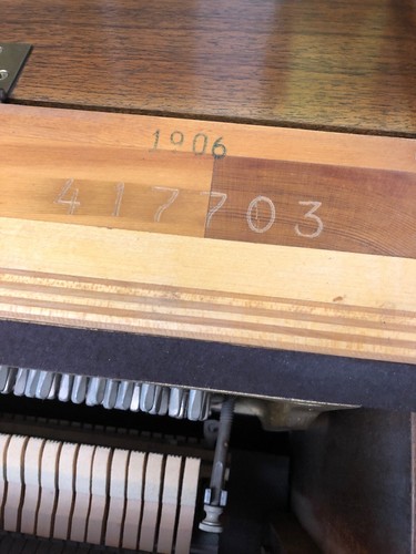 Vintage EVERETT Console Upright Piano