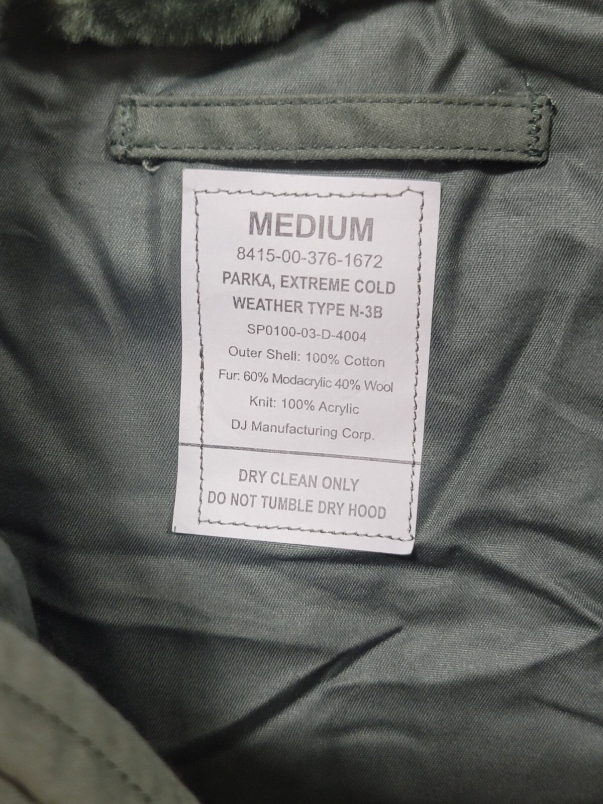 Extreme Cold Weather Parka N-3B Medium M Hood Winter Coat Military Men's Women's