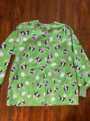 UA Scrubs Top size L~Toothbrush/Toothpaste/Floss/Panda Dental Lab Coat Snaps