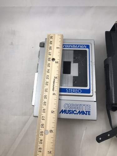 Soundesign Cassette Player Personal Model 4261 Parts or Repair Japan