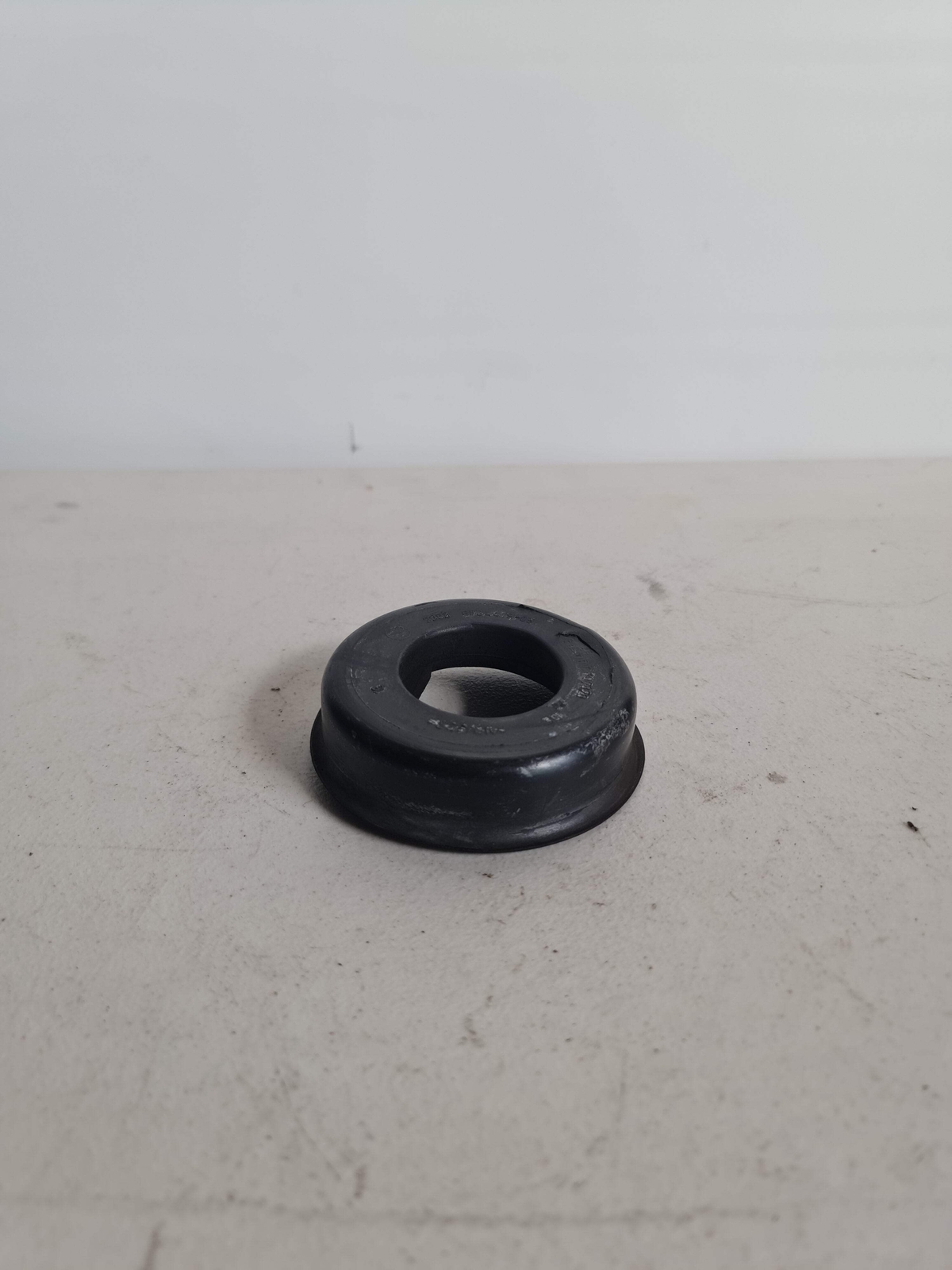 0 Bmw 2006-2020 33-53-6-764-419 33536764419 Upper Spring Pad 6764419 image 2