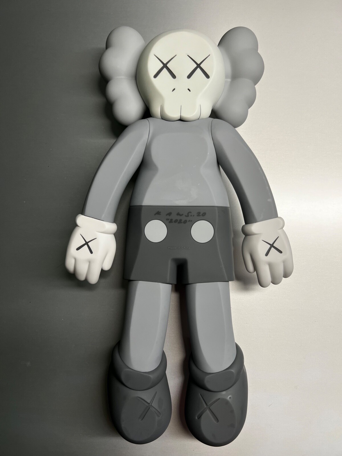 KAWS Companion 2020 Figure Grey Brand New In Box NIB | eBay KAWS Companion 2020 Figure Grey Brand New In Box NIB | eBay