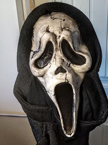 scream Ⅵ funwold製 ghost face mask Aged Scream 6 Mask Ghost Face Officially Licensed Funworld