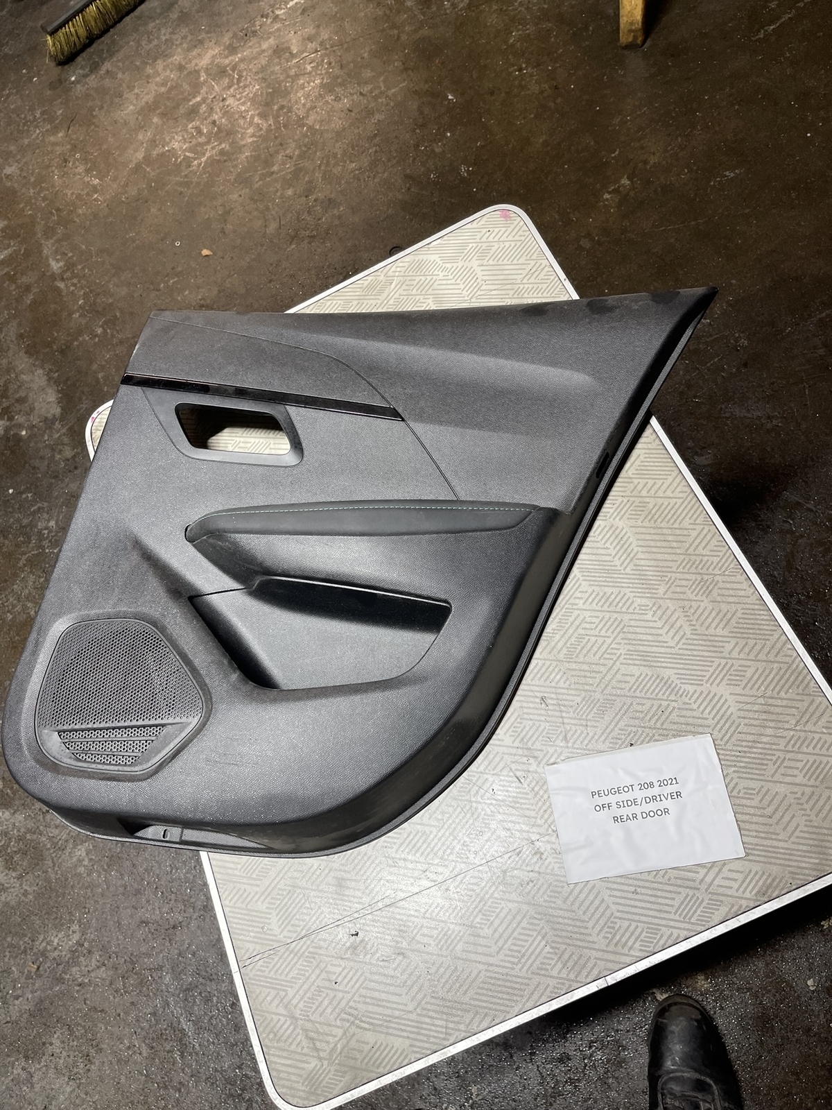 Peugeot 208 2021 Off Side Rear Door Panel 98301579QU