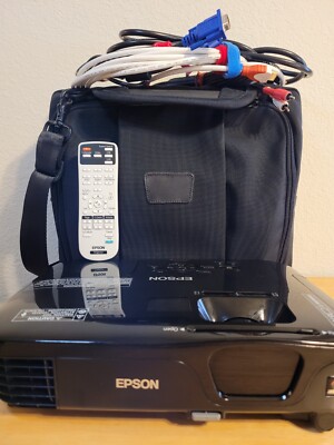 EPSON EX5210 LCD Projector 3 LCD with Remote, All Cords and Carrying Case