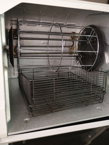 Ronco Showtime Model 4000 Full Size Rotisserie & BBQ Oven White With Accessories