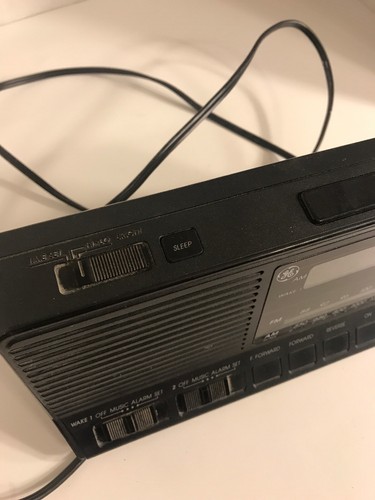 GE 7-4648A AM/FM Alarm Clock Radio 2 Wake Times General Electric Green Display