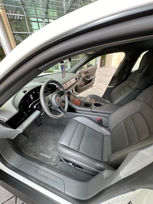 image 3 of interior