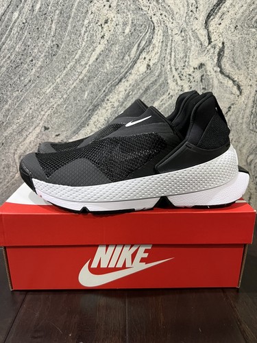 Nike Go FlyEase Slip On Black White Womens Size 7.5 DR5540