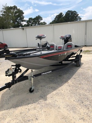 2017 Tracker ProTeam 175 TXW