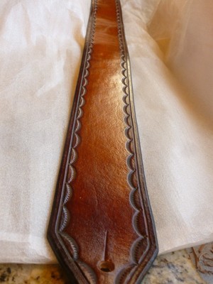 LEATHER CUSTOM HAND MADE GUITER STRAP ( borderdesign) Adjustable