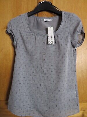 Yessica C&A BNWT grey 100% cotton blouse top cap sleeve button detail denim look