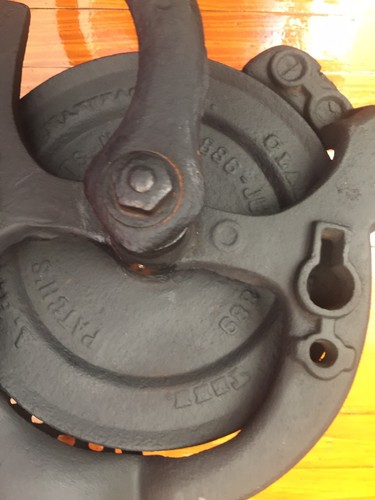 ANTIQUE BLACK HAWK CORN SHELLER, A. H. PATCH CLARKSVILLE, TENN., PAT 1886/1889