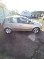 VAUXHALL CORSA 1.4i 16V Design 5dr Auto