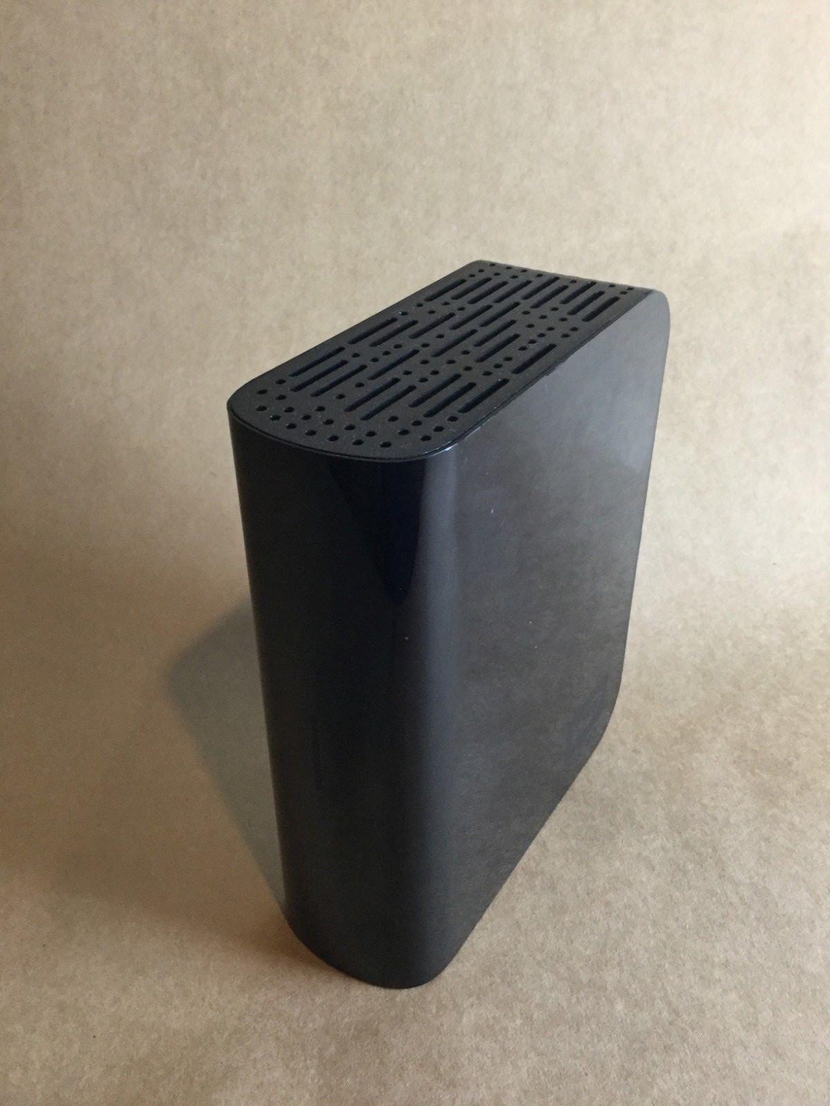 Western Digital WD6400H1U-00 - Essential Edition 2.0