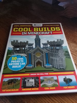 Cool Builds in Minecraft!: An AFK Book (GamesMaster Presents)