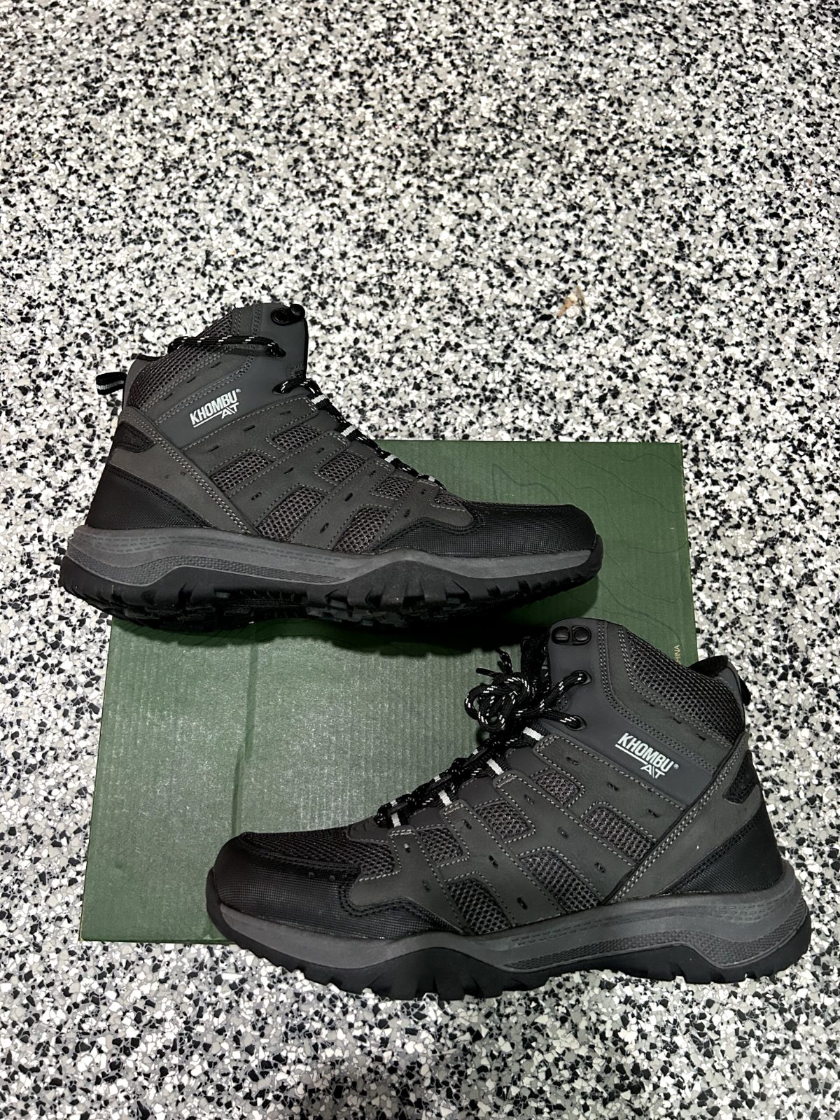 Size 9 Atwood Lace Up Hiking Outdoor Color Forged Iron Nwt