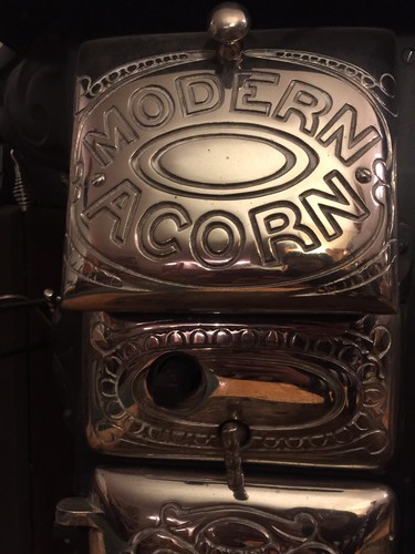 Antique Modern Acorn Cook Stove