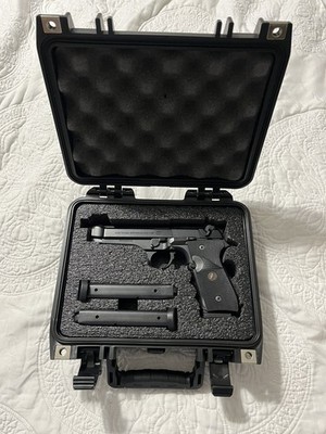 357マグナム　ベレッタ92FS　ケース付き Hard Shell Travel Case Fit Beretta 92FS Pistol Magazines