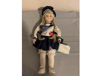 crowne fine porcelain dolls 1998